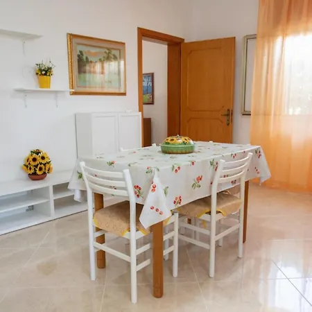 Casa Giardino By Thepuglia Torre Lapillo